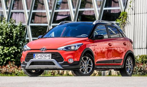 Ušminkani gradski Hyundai i20 Active odlično glumi da je SUV