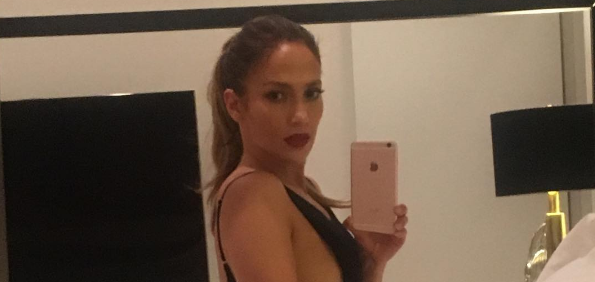 Oponaša Kim: J. Lo je seksi fotografijom 'srušila' internet