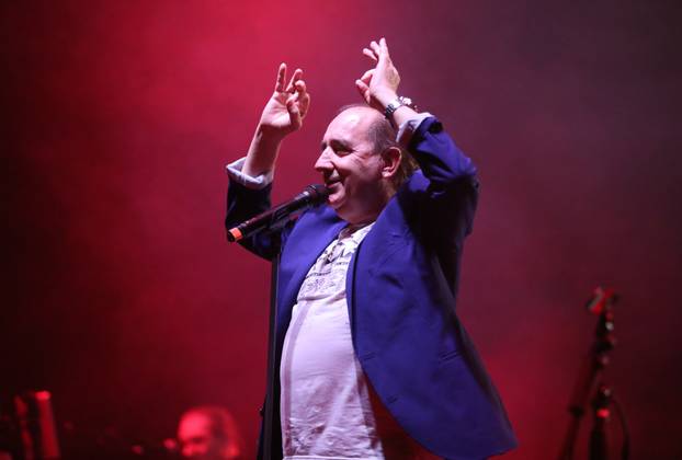 Split: Mladen Grdović raspjevao publiku na koncertu na Gripama