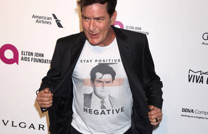 C. Sheen je uvijek spreman na šalu: Donio sam HIV na party