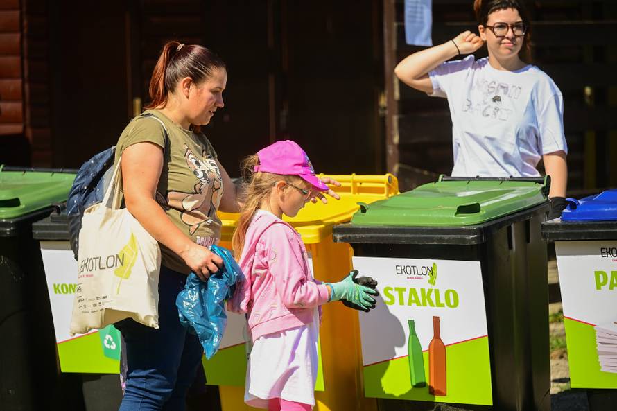 Zagreb:  Ekotlon na jezeru Bundek