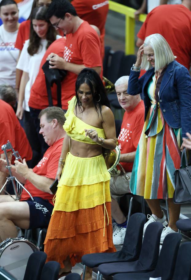 Split: Navijačica koje se isticala na tribinama tijekom meča Dodig/Pavić - Heliovaara/Salminen