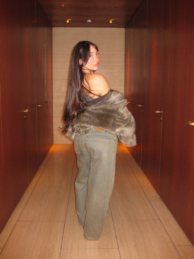 FOTO Izgleda kao milijun dolara: Kćer holivudskog pokeraša osvojila Instagram