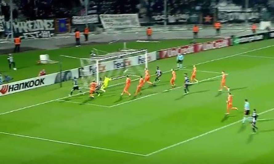 Što je s glavom? Igrač PAOK-a konkurira za promašaj godine