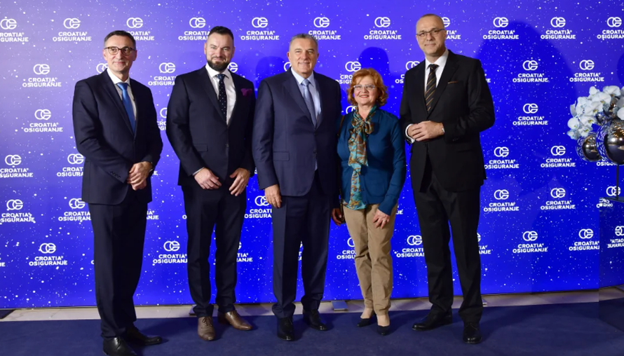 FOTO Na božićnom spektaklu Croatia osiguranja u Lisinskom okupili su se brojni uglednici