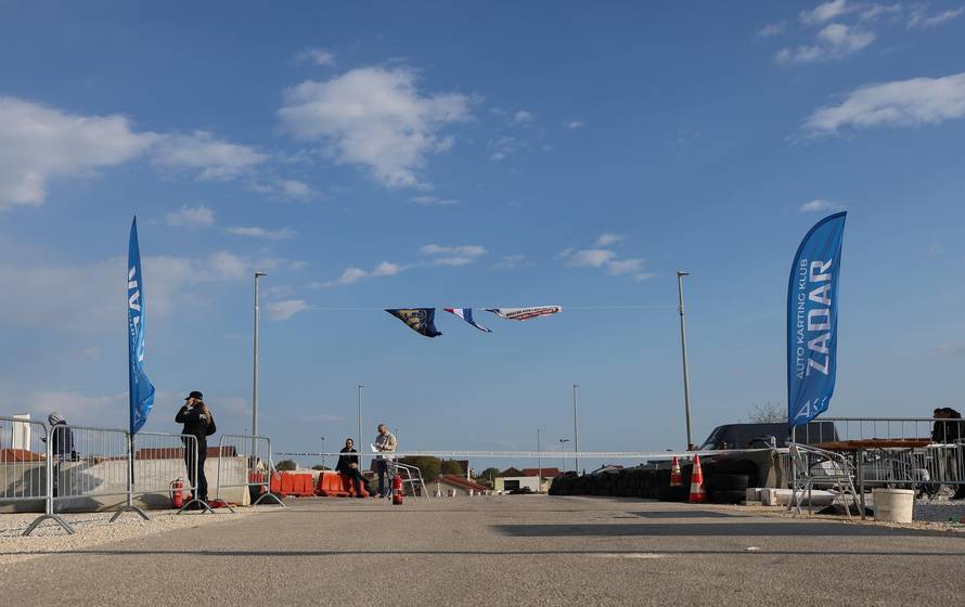 Velika Nagrada Zadra prekinuta nakon izlijetanja vozila gdje su ozlijeđene četiri osobe