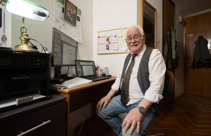 'Imam 82 godine i studiram. Još jedan ispit mi je ostao. Ali nije mi važna diploma, nego znanje'