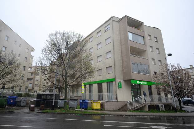 Zagreb: Olujno nevrijeme oštetilo krov zgrade na Horvaćanskoj cesti na Vrbanima