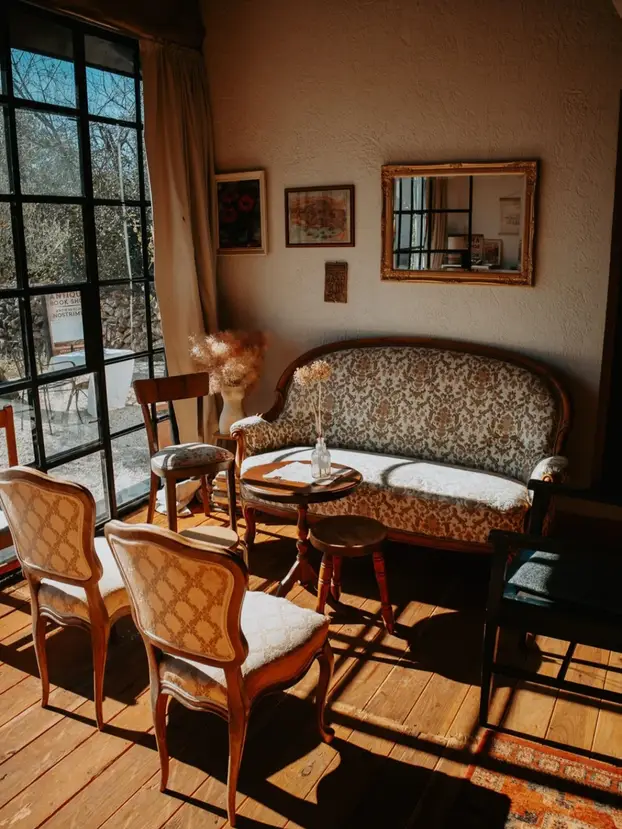 FOTO Farma blizu Splita na kojoj možete ručati među knjigama i družiti se sa životinjama