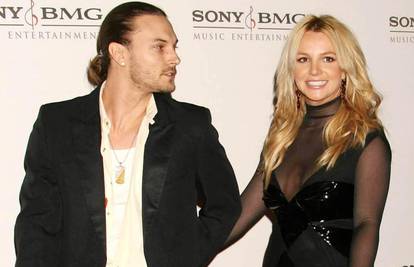 Nezaposlenom bivšem mužu Britney Spears platili su 15 milijuna kuna za intervju o njoj