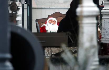Advent u Zagrebu raspremaju, a to znači da je došao kraj božićnoj i novogodišnjoj priči