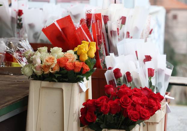 Šibenik: Prodaja cvije?a za Valentinovo
