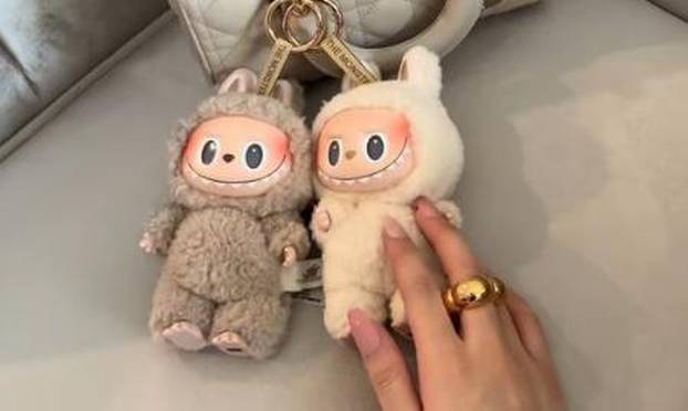 FOTO Labubu izaziva ovisnost, a većina lutkica koje prodaju po Hrvatskoj su lažne! Evo zašto...