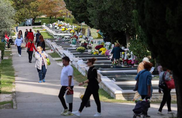 Split: Blagdan Svih svetih i Dušni dan na Lovrincu