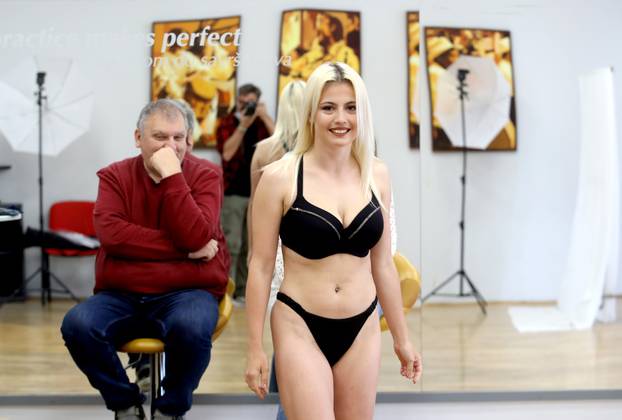 Dan nakon potresa u Petrinji i okolnim selima