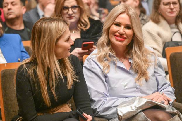 Zagreb: Iva Todori&cacute; i Ivo Josipovi&cacute; na koncertu Almire Medunjanin 