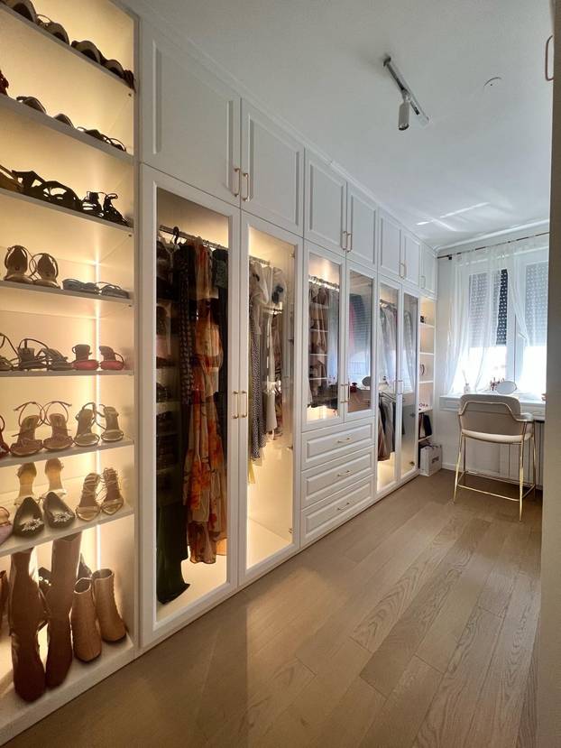 Prodaje ga nakon prekida veze: Zavirite u stan Katarine Baban