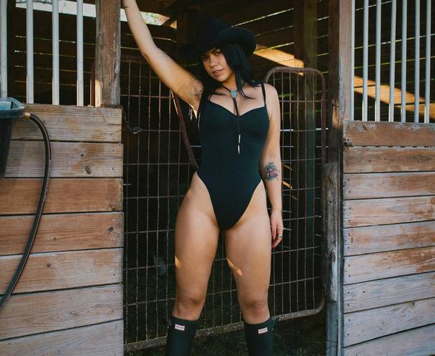 FOTO 'Toliko sam atraktivna da muškarci staju i zure u teretani, to je toliko neugodno'