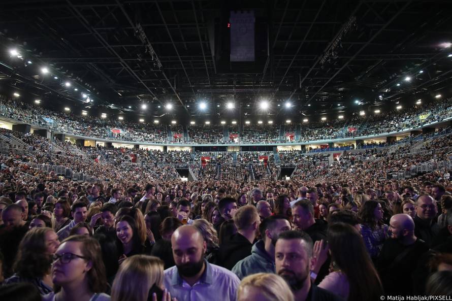 Gibonni nastupio u  zagreba?koj Areni 