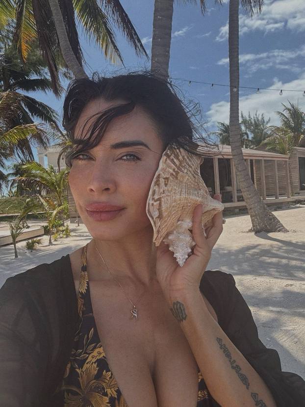 FOTO Izabranica Sergija Ramosa šokirala izjavom: Legendarni realovac 'jedva sklapa krajeve'