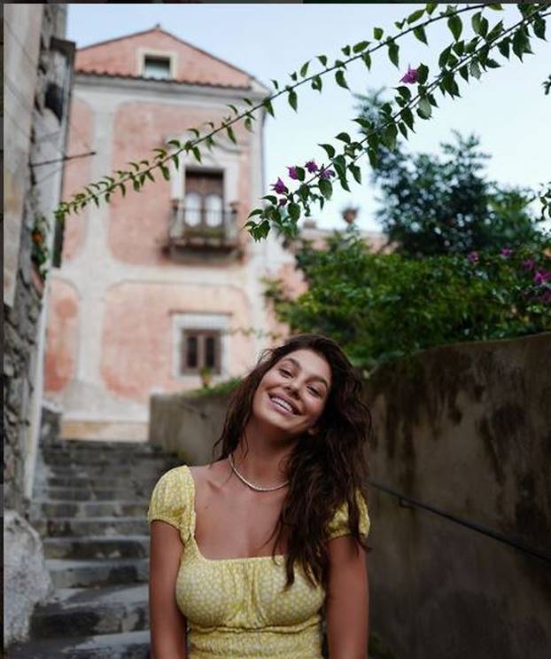 FOTO Odrasla je uz Ala Pacina pa ljubila DiCaprija: Ova slavna ljepotica voli pokazivati figuru