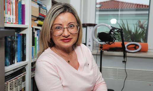 Barbara Udovi&ccaron;i&cacute; za 24sata: Rak je bio jako bolan, razvod te&zcaron;ak, posvajanje stresno, ali i lijepo