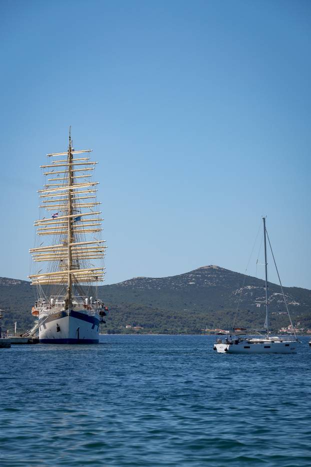 Zadar: Jedrenjak Royal Clipper na Pozdravu suncu