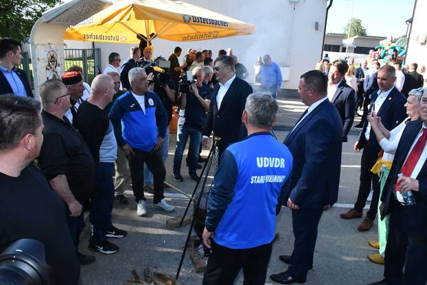 Predsjednik RH Zoran Milanović na obilježavanju Dana Općine Stari Mikanovci