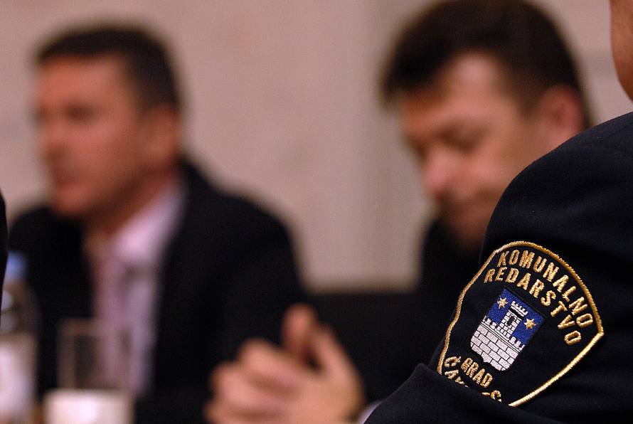 ‘Komunalci ne mogu ulaziti u posjed, to je protiv Ustava'