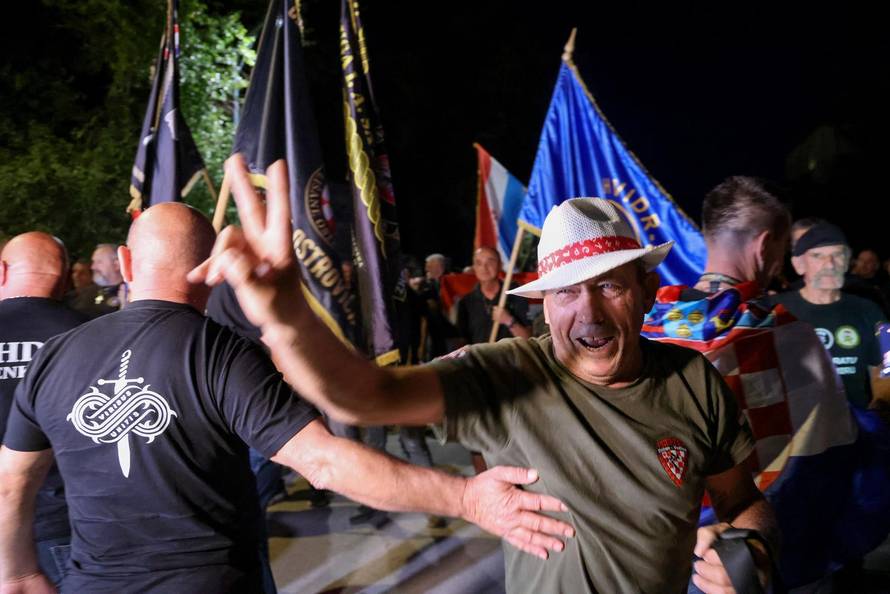 Benkovac: Prosvjed branitelja protiv festivala Nosi se