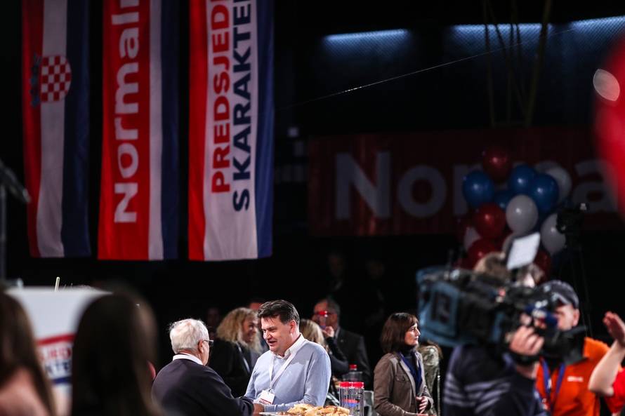 Zagreb: Izborni stožer Zorana Milanovića u Tvornici kulture