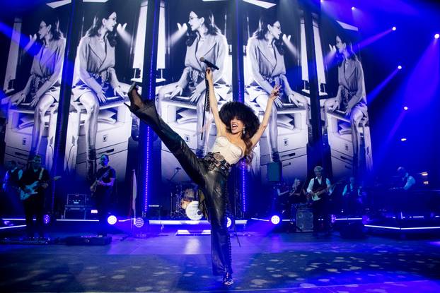 FOTO Kakva kombinacija! Evo u čemu je Seve nastupila u Areni