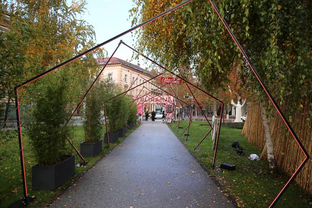 Posljednje pripreme za otvaranje Adventa u Zagrebu