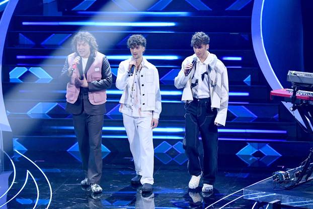 Sanremo, 73rd Italian Song Festival, Third Evening. The singers.