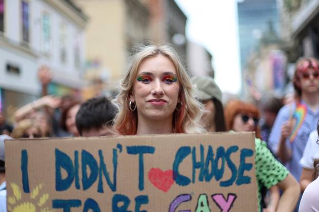Zagreb: 25. Povorka ponosa LGBTIQ zajednice "Korak po korak, iskorak!"