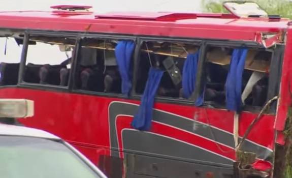 U prevrtanju autobusa osam mrtvih i 44 ozlijeđena putnika