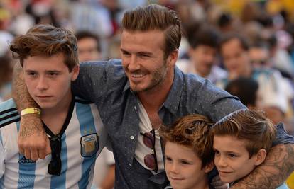 Beckham je sinove upoznao s legendarnim Peleom na SP-u
