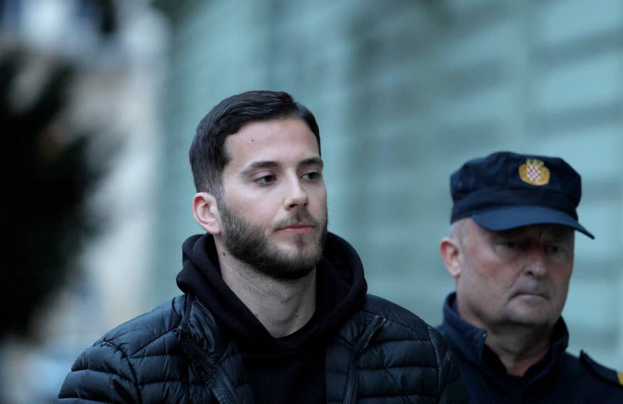 Osijek: Privođenje uhićenih zbog droge i pranja novca kod sudca istrage