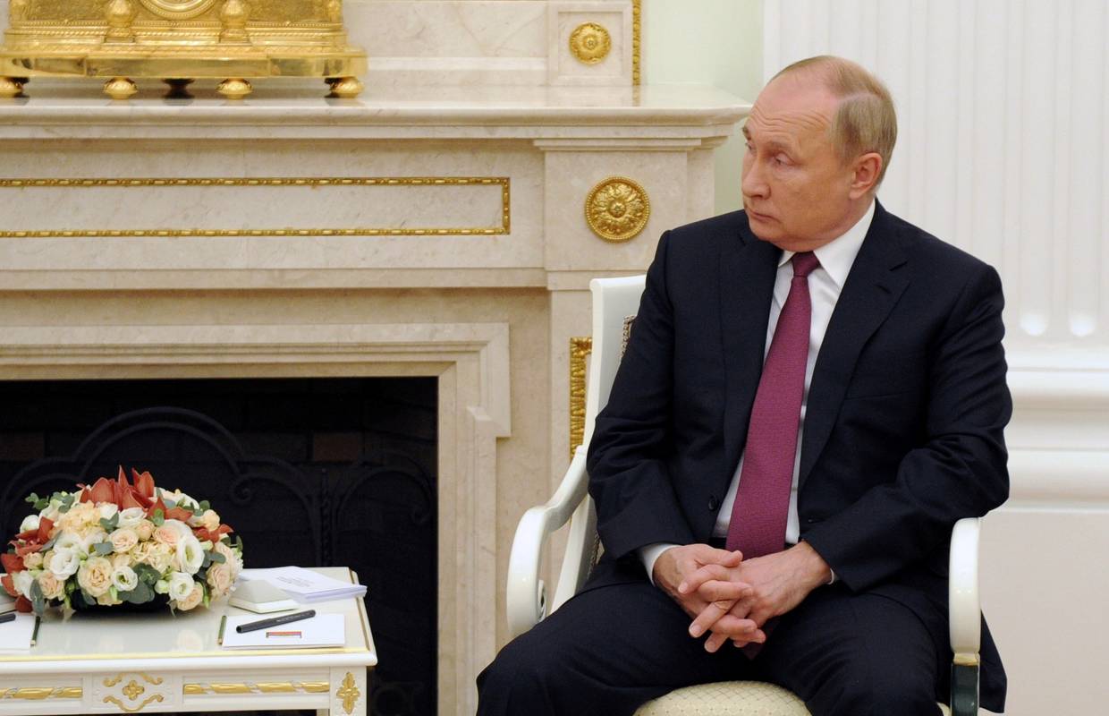 Putin: 'Amerika provocira vježbom u Crnome moru'