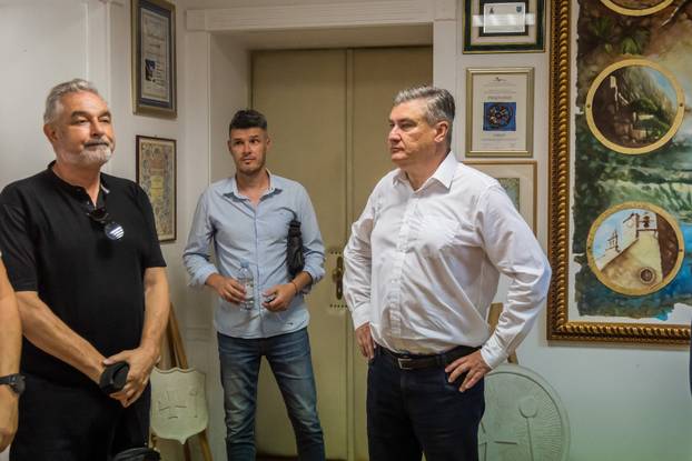 Zoran Milanović dao je izjavu nakon sastanka u Gradskom poglavarstvu Omiša
