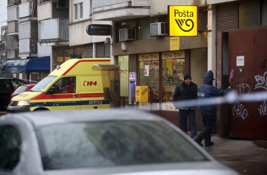 Spasila ga pancirka: Pljačkaš pošte pucao zaštitaru u prsa