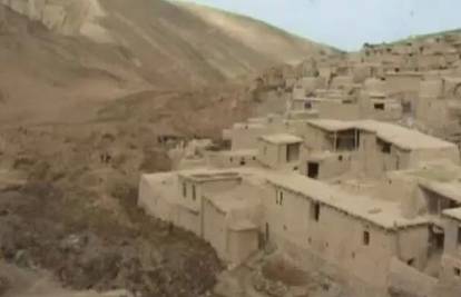 Odron zatrpao selo: Najmanje 2100 mrtvih u Afganistanu