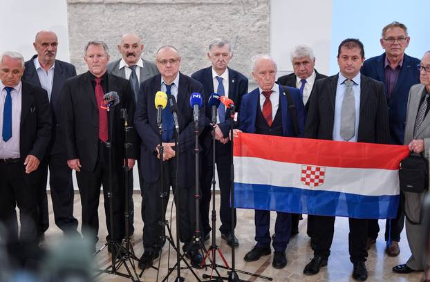 Zagreb: Autohtona - Hrvatska stranka prava predala listu za parlamentarne izbore