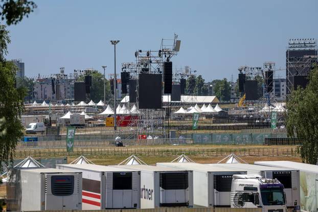 Zagreb: Radovi na hipodromu uoči koncerta Marka Perkovića Thompsona