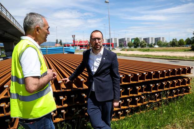 Zagreb: Tomašević obišao radove na proširenju tramvajske zone u Sarajevskoj