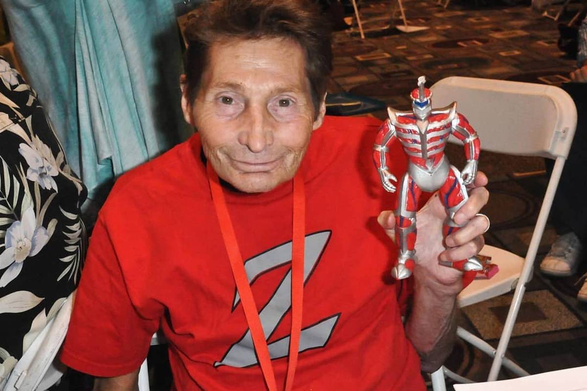 Preminuo je 'Power Ranger' Robert Axelrod u 71. godini...