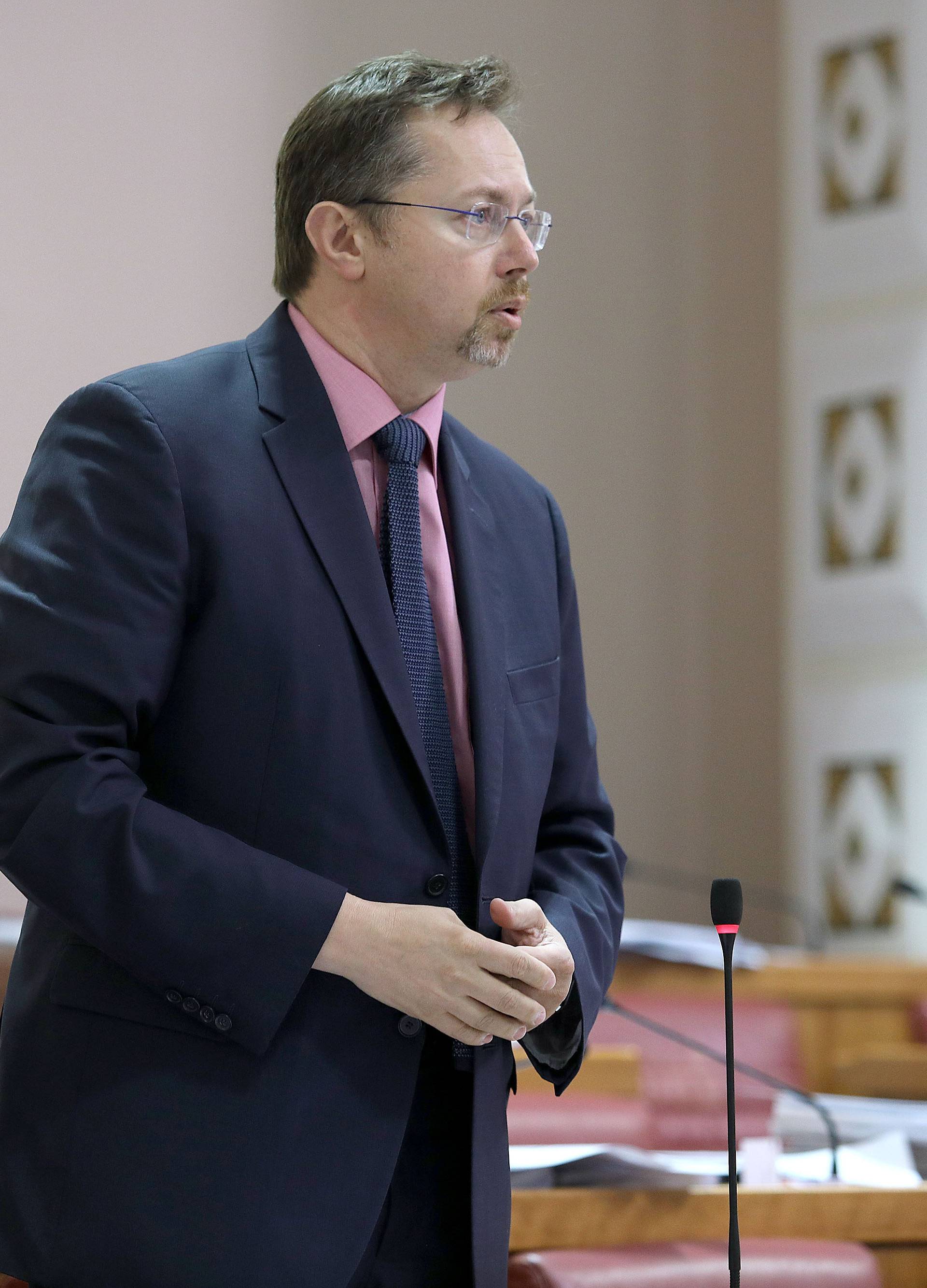 'Zbog otkaza u Konzumu tražit ćemo ostavku ministrice Dalić'
