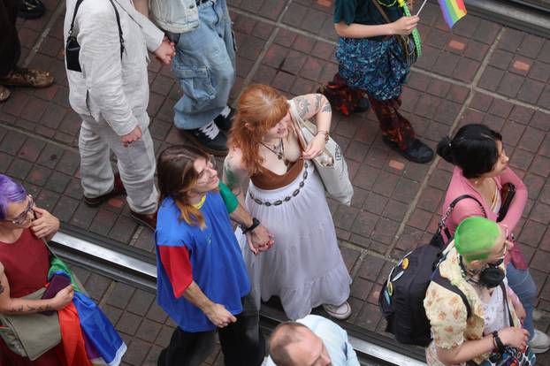 Zagreb: 25. Povorka ponosa LGBTIQ zajednice "Korak po korak, iskorak!"