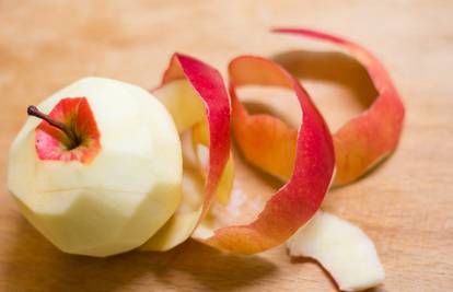 Sedam super stvari koje možete napraviti s korom od jabuke
