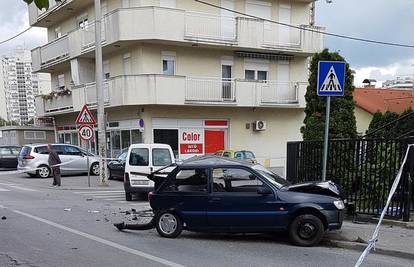 U sudaru dva automobila u Zagrebu ozlijeđeno dvoje ljudi